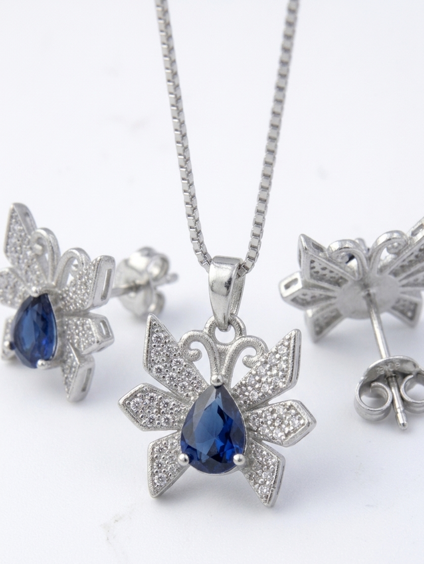 Stylish Matching Pendant & Earrings Set for Women