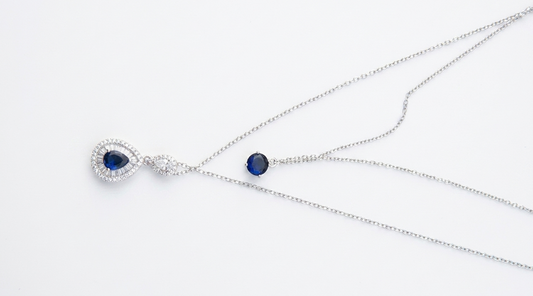 Stylish Charm Pendant – Modern Look