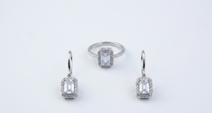 Luxury Jewelry Set – Ring & Earrings Combo
